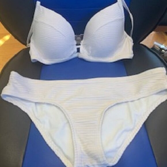 SwimSuit Bikini by Kona Sol 2 Pc Set Textured /Ribbed Lined White Sz: M / 34 B - Picture 1 of 7